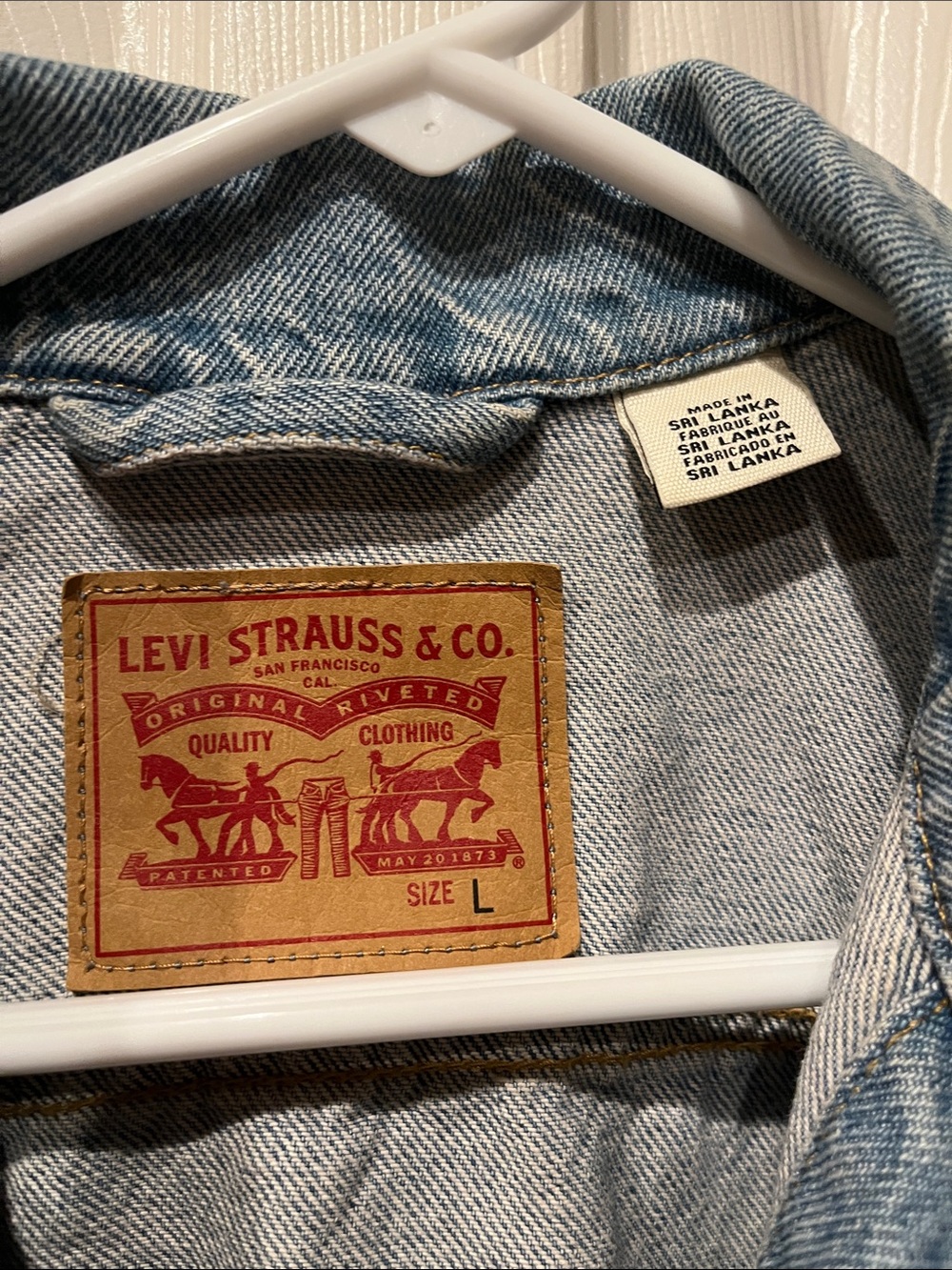 Levi's Light Blue Denim Jacket - Women's Button-Front Trucker - Picture 5 of 5